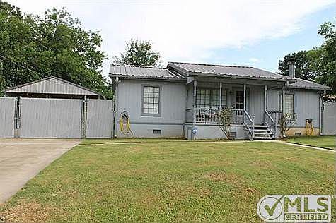 1st image of 20922 Meadowdale Dr