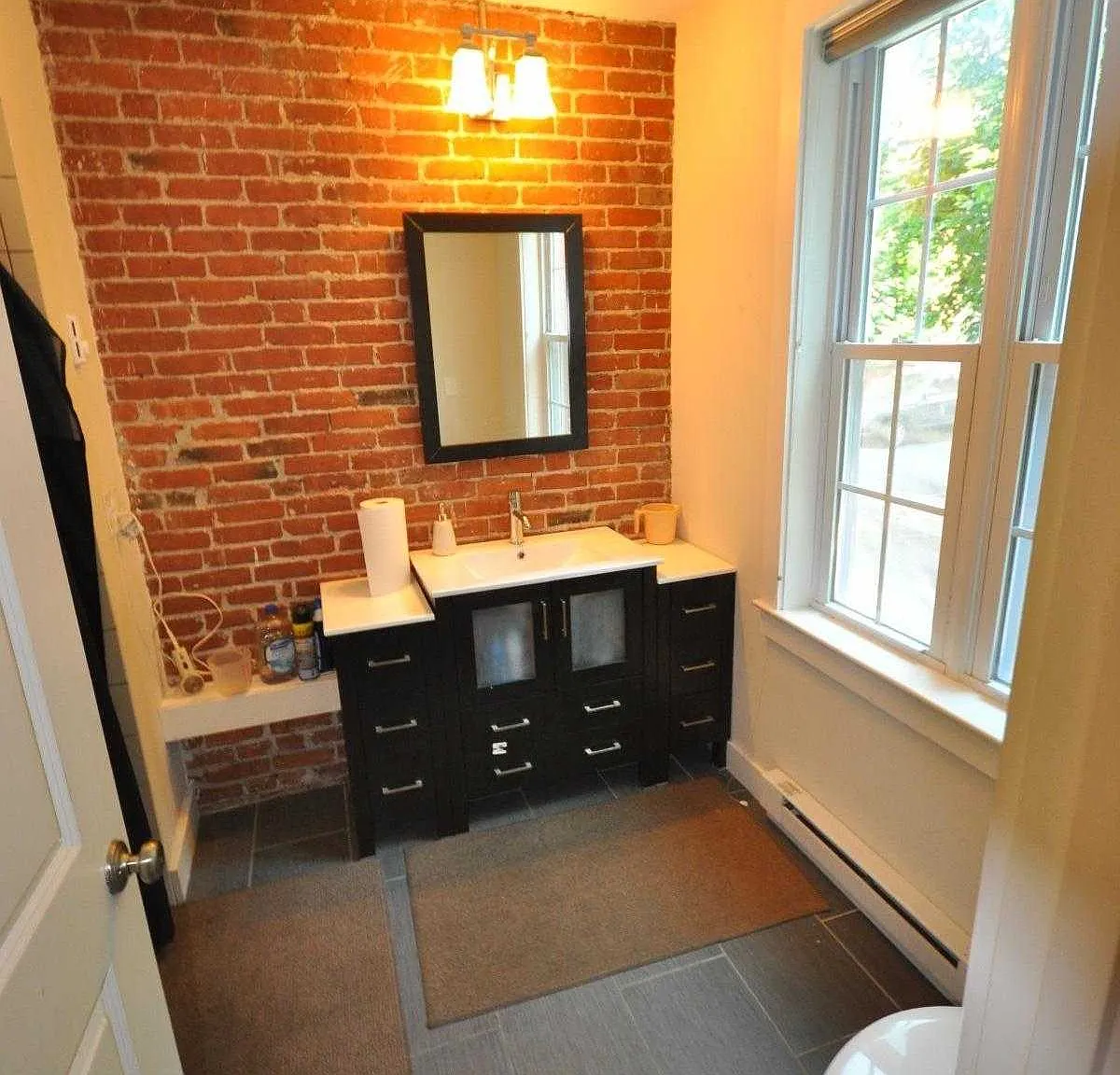 3 bed, $4,400 — Photo 2