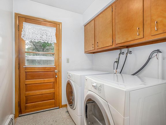 3rd image of 301 Eaton St