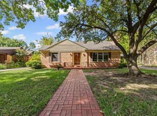 945 Sam Dealey Dr, Dallas, TX 75208