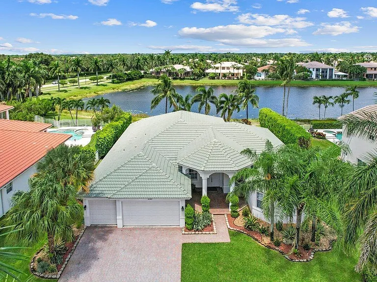 11727 Paradise Cove Ln — Photo 27