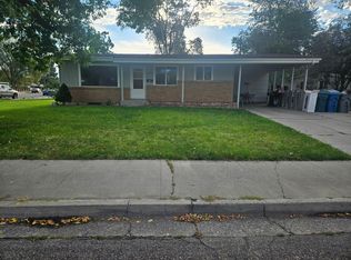 1030 N 7th E, Mountain Home, ID 83647