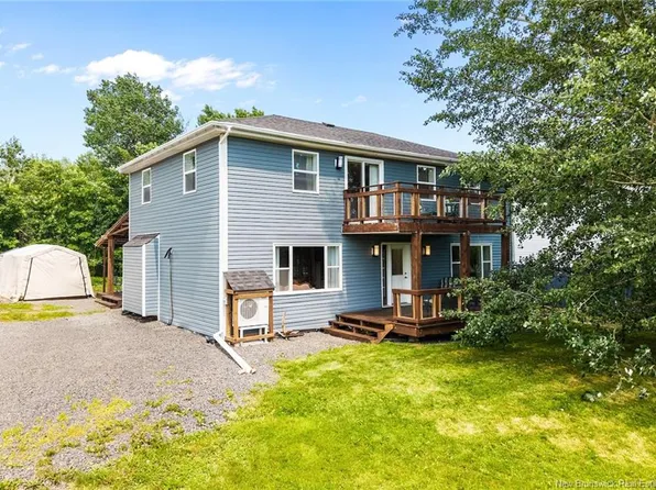 6 Harbour St #8, Canning, NB E4B 2K5
