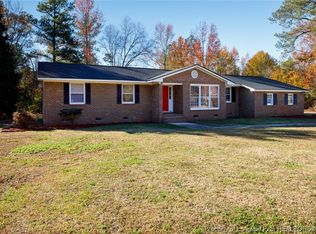 108 Windsor Rd, Lumberton, NC 28358