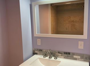 469 Mashamoquet Rd #A, Pomfret Center, CT 06259