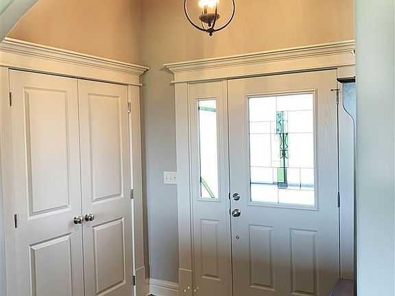 3rd image of 3705 Deakon Dr