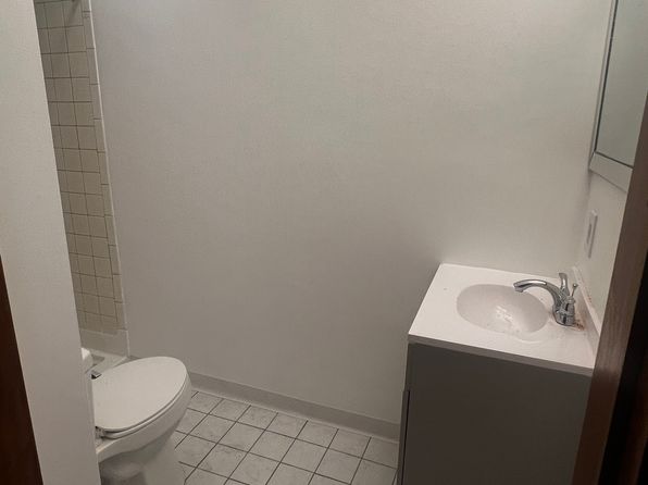 1247 Albany St Floor 1