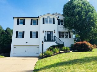 133 Valleycrest Dr, Cecil, PA 15321