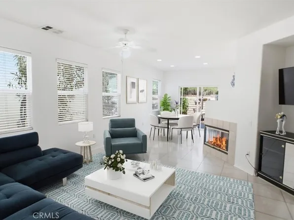 27660 Cordovan Dr, Canyon Country, CA 91351