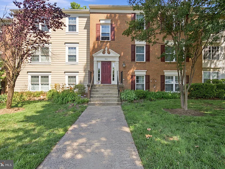 9310 Niki Pl #201 — Photo 1
