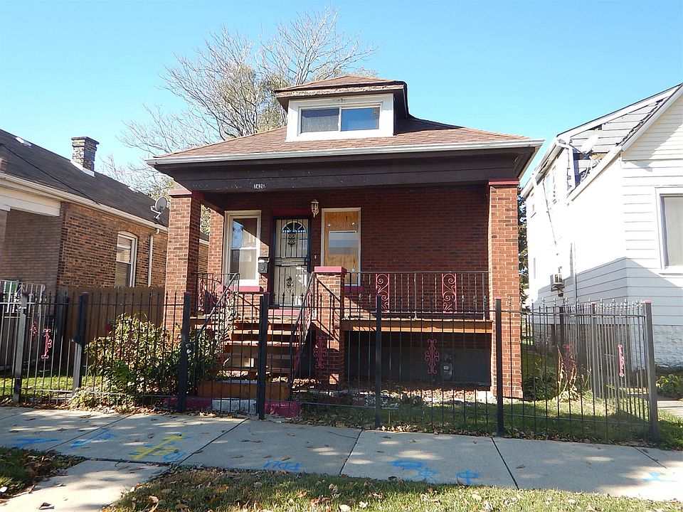 1st image of 7426 S Claremont Ave