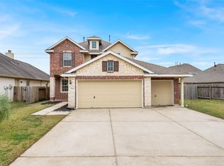 8243 Mandalay Bay Dr, Baytown, TX 77523