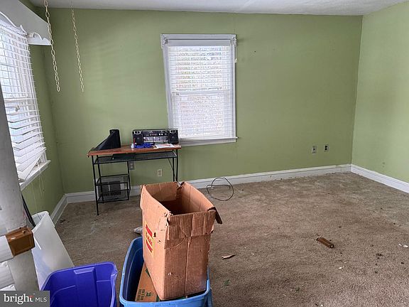 2nd image of 767 Lincoln Rd