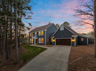 5517 Conifer Trl, Minnetonka, MN 55345