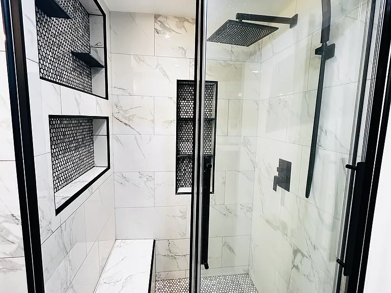 main bathroom-walking shower with bench