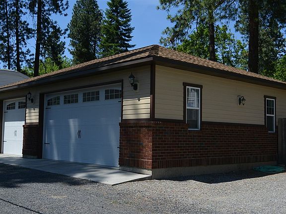 3rd image of 419 W 22nd Ave