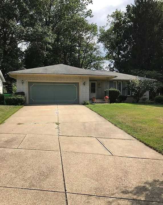 1st image of 20220 Glen Russ Ln