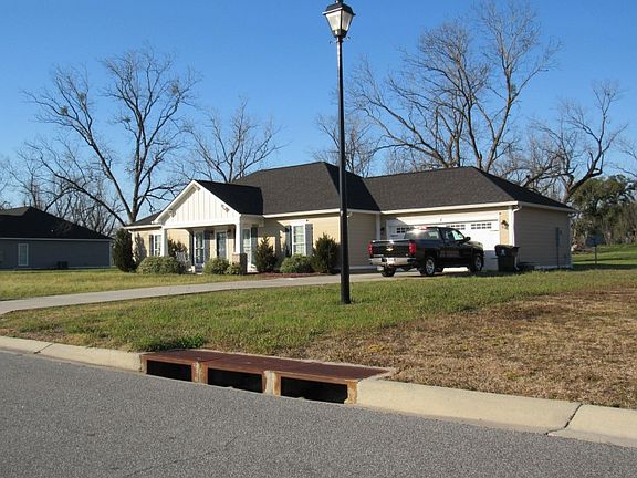 2nd image of 109 Buck Run Dr
