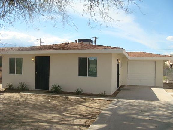2nd image of 16401 Avenida Manzana
