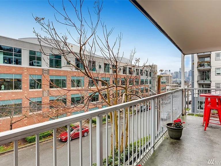 762 Hayes St #28 — Photo 24