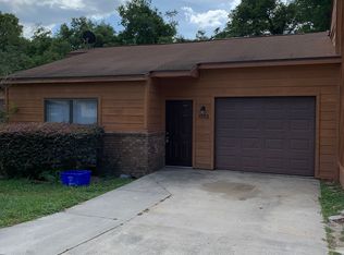 1555 S Elsasser St, Deland, FL 32720