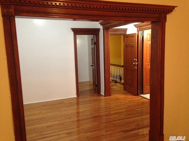 2nd image of 6083 Putnam Ave