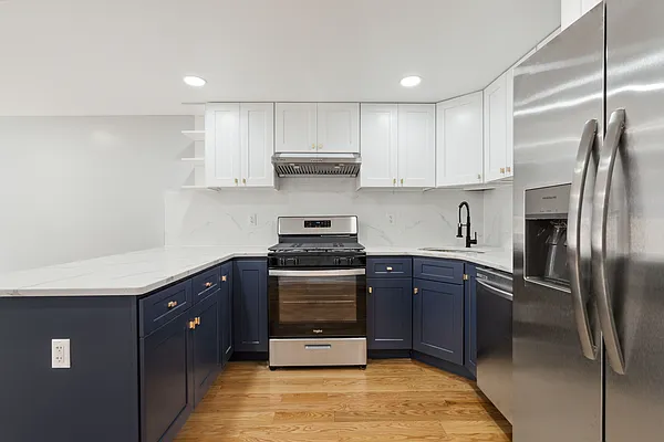 Rented by Compass | media 16