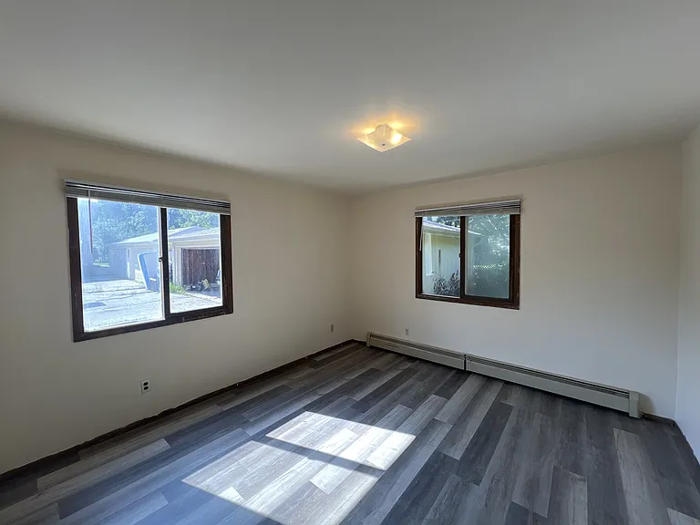 10112 W Sharon Ln #3 — Photo 4