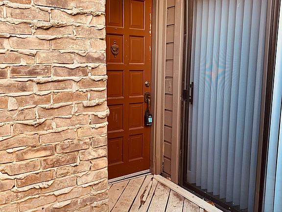 2nd image of 333 Melrose Dr APT 25A