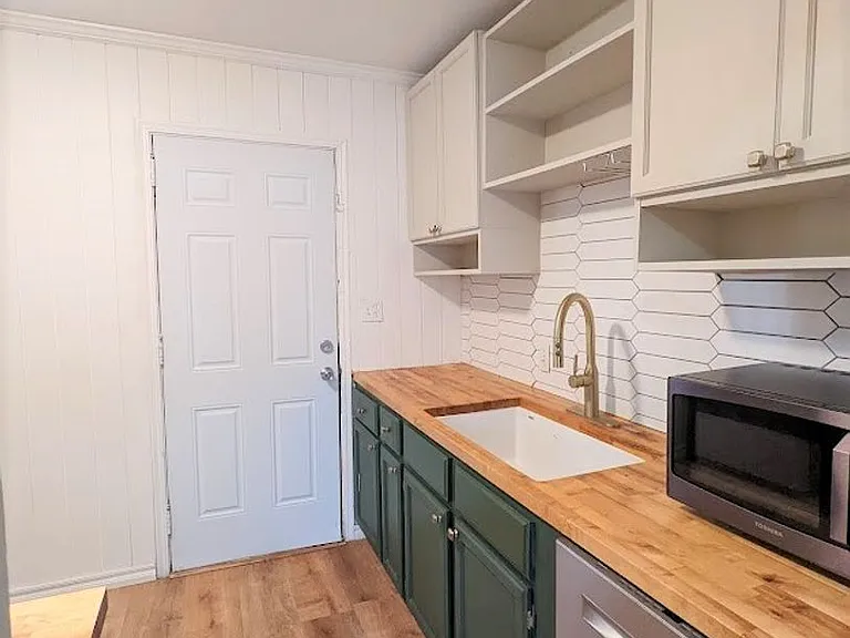 2113 Churchill Way — Photo 21