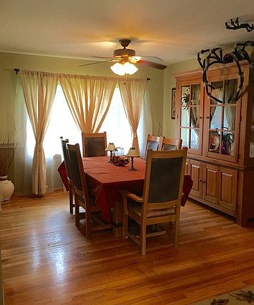 4th image of 15409 Pine Dr