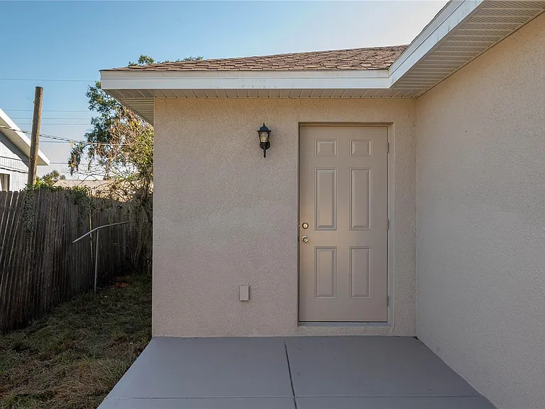 509 Pear St — Photo 17