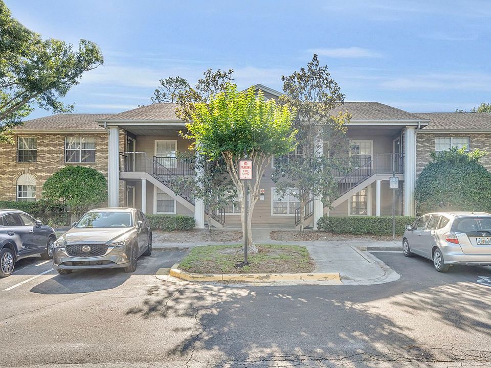 1st image of 116 Reserve Cir APT 204