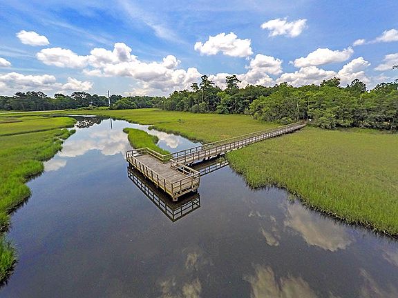 4th image of 3965 Gullah Dr
