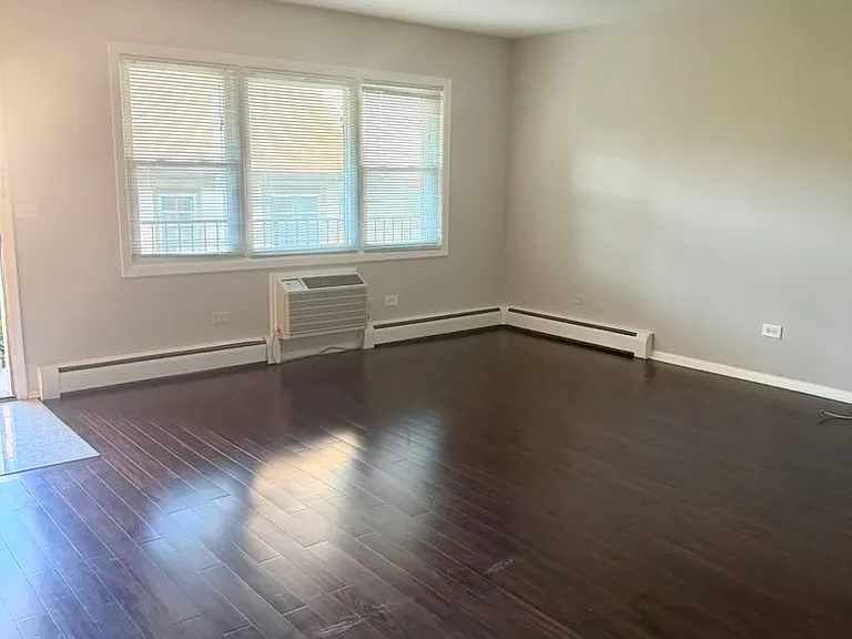 120 S Grove Ave #5 — Photo 5