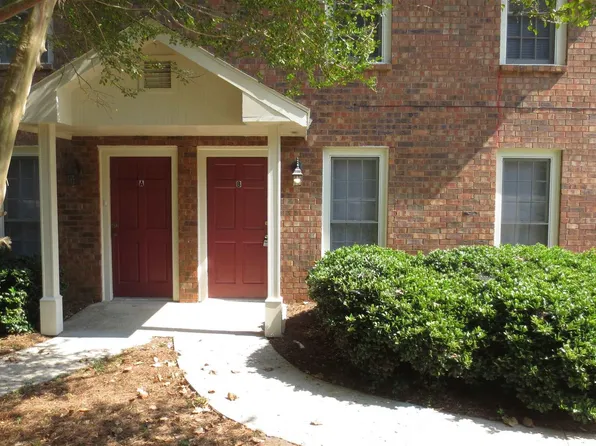 5185 Wexford Ln, Norcross, GA 30071