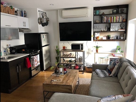4th image of 26 Lefferts Pl #4R