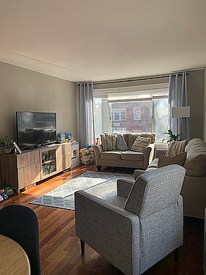 1st image of 22-12 Crescent St #2