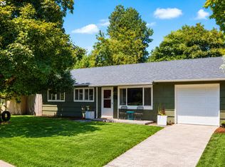 11555 SW 11th St, Beaverton, OR 97005