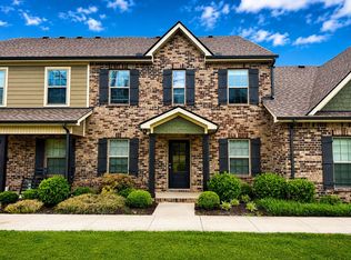 5628 Maples Retreat Dr, Murfreesboro, TN 37127