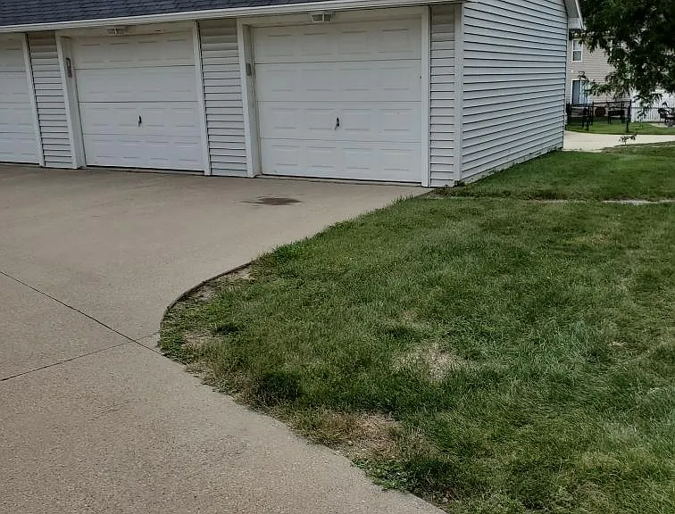 1223 SW Twin Gates Dr — Photo 23