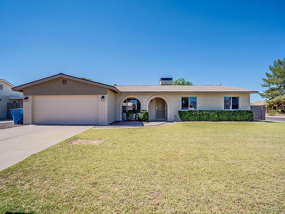 1st image of 4827 W Larkspur Dr