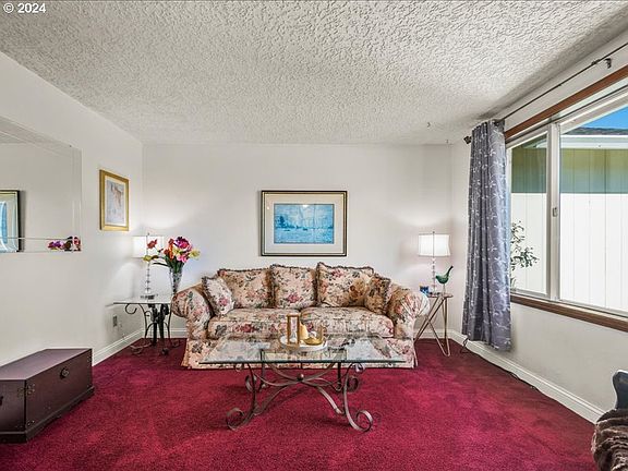 3rd image of 8100 NE 148th Ave