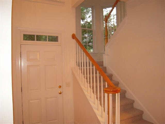 2nd image of 20 Village Walk Dr