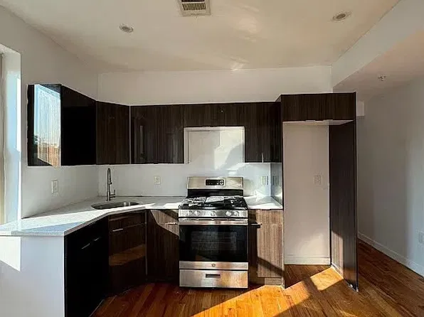585 Central Ave #404, Newark, NJ 07107