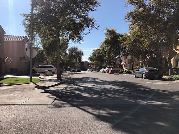 5th image of 6 N 87th Dr