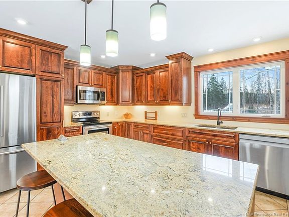 5th image of 950 Mazerolle Settlement Rd