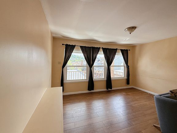 5th image of 4508 Liberty Ave #2