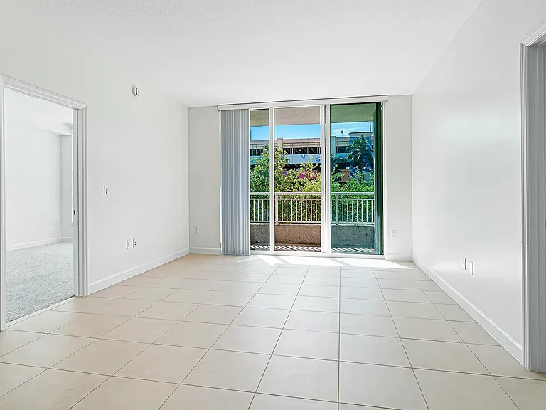 480 Hibiscus St #221 — Photo 3