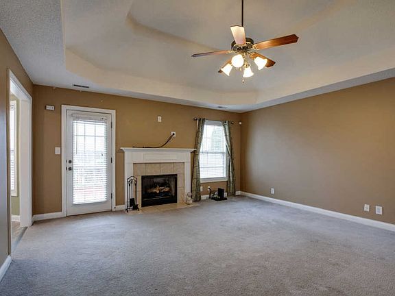 5th image of 708 Shamrock Ct